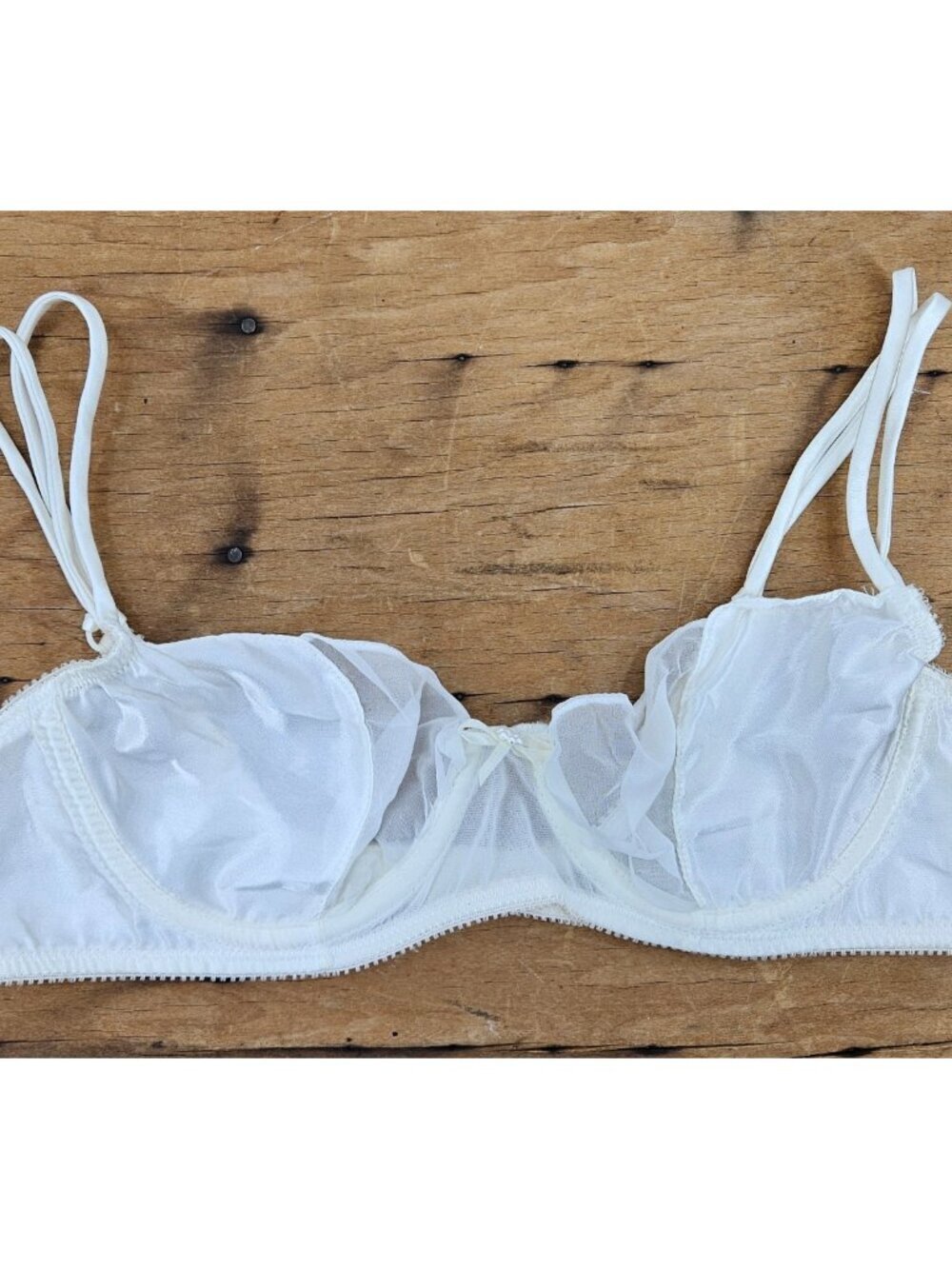 VTG Victoria's Secret White Satin Underwire Bra Womens 36A Unlined NWOT 90s